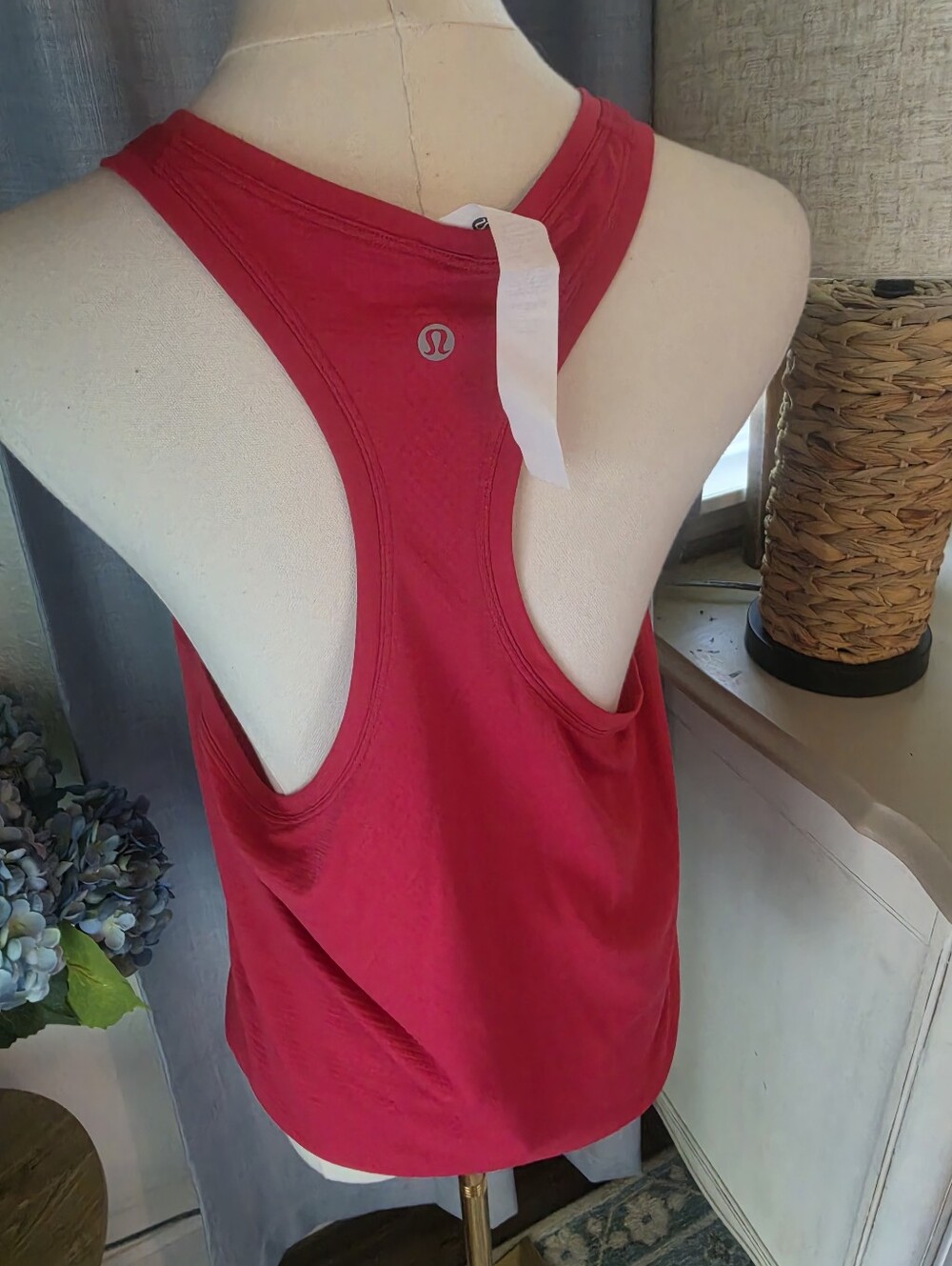 Lululemon Swifty Tech - Picture 4 of 5
